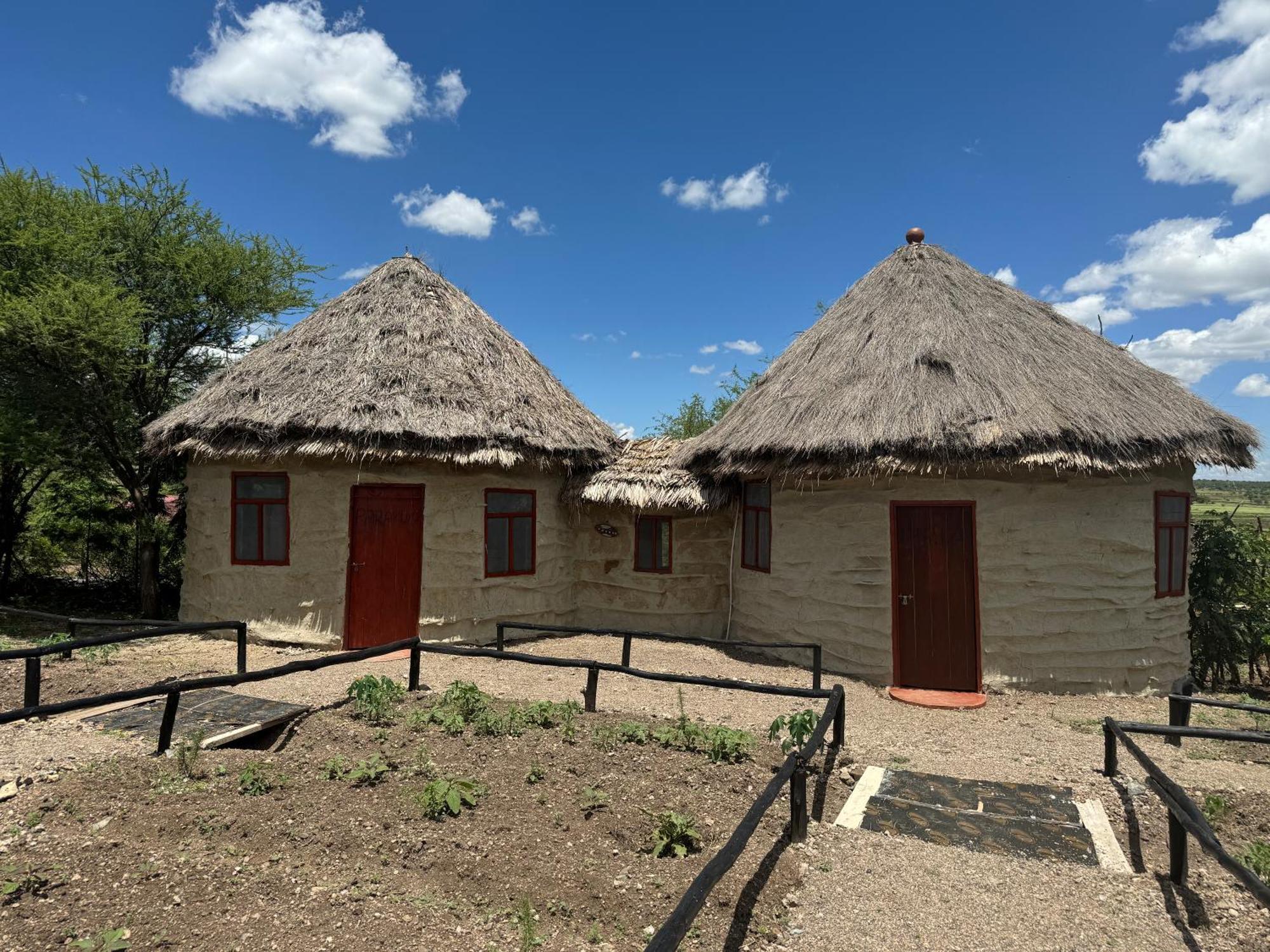 Maasai Eco Boma & Lodge - Experience Maasai Culture Makuyuni Luaran gambar